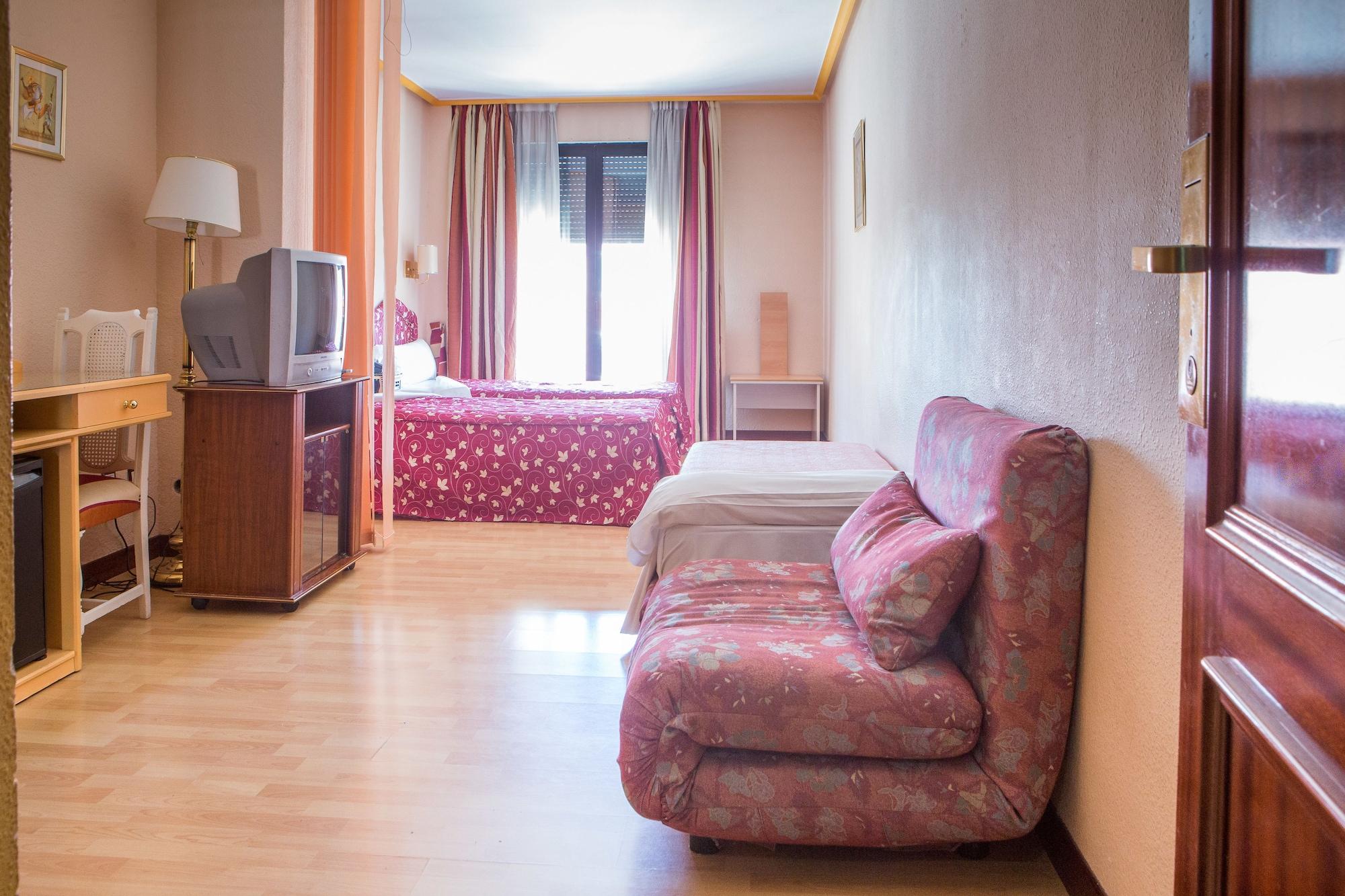 Hotel Tibur Сарагоса Экстерьер фото