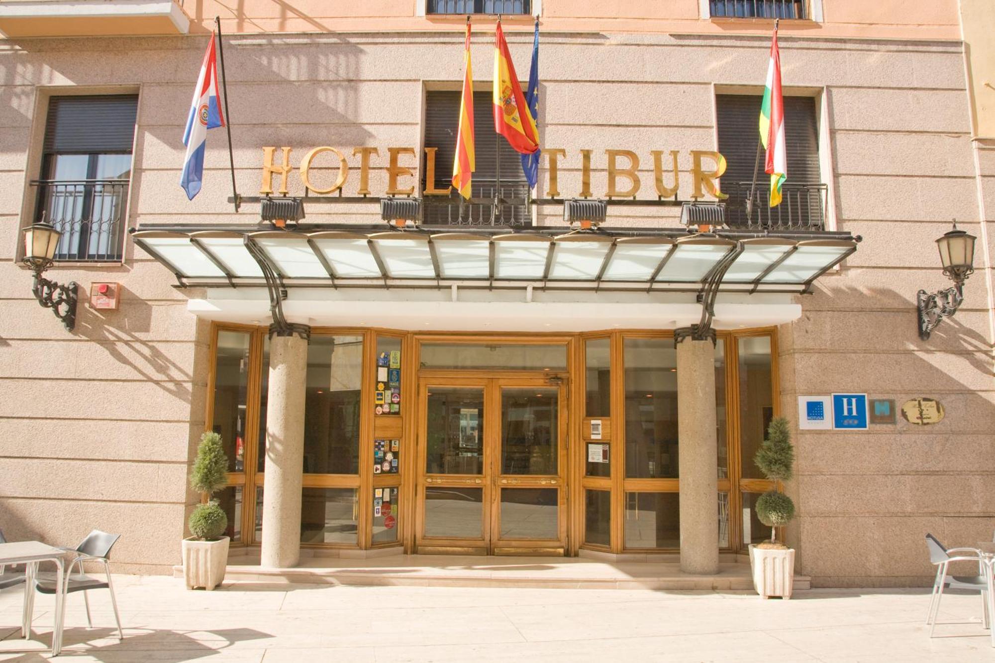 Hotel Tibur Сарагоса Экстерьер фото