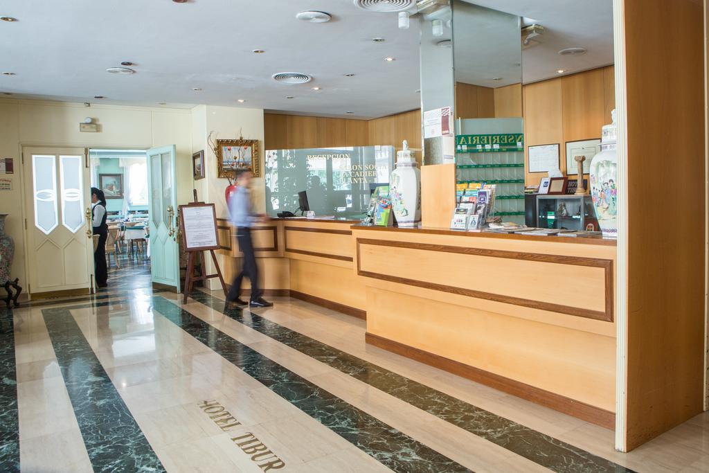 Hotel Tibur Сарагоса Экстерьер фото